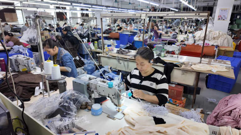 Why Do Pleated Fabric Garments Have Such a High Defect Rate?